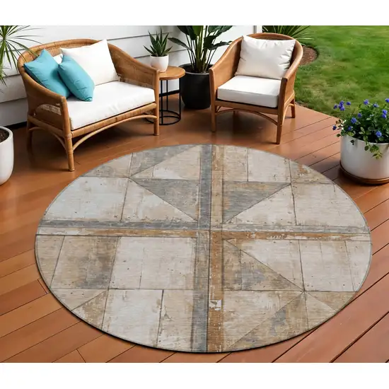 8' Copper And Gray Round Geometric Washable Indoor Outdoor Area Rug Photo 2