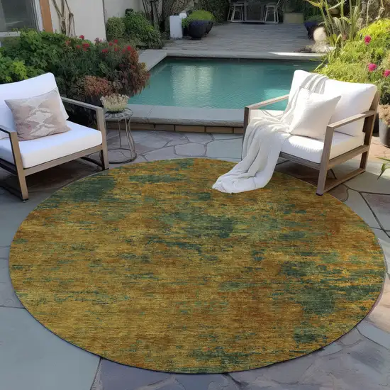 8' Copper And Green Round Abstract Washable Indoor Outdoor Area Rug Photo 7