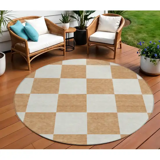 8' Copper And Ivory Round Geometric Washable Indoor Outdoor Area Rug Photo 1