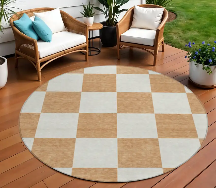 8' Copper And Ivory Round Geometric Washable Indoor Outdoor Area Rug Photo 1