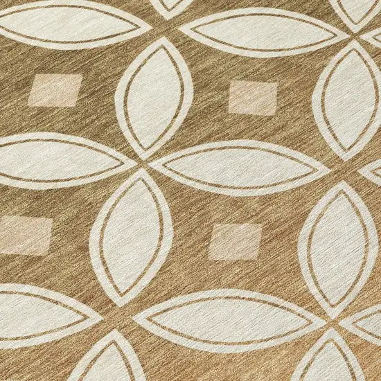 8' Copper And Ivory Round Geometric Washable Indoor Outdoor Area Rug Photo 9