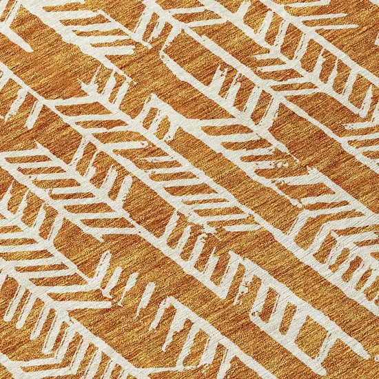 8' Copper And Ivory Round Tribal Washable Indoor Outdoor Area Rug Photo 4