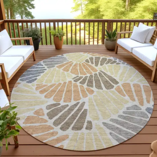 8' Copper Gold And Brown Round Floral Washable Indoor Outdoor Area Rug Photo 4