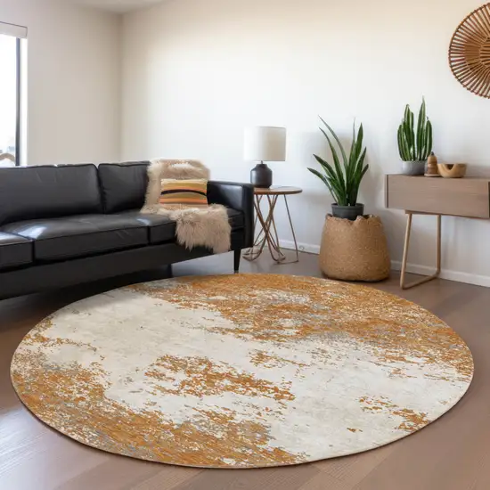 8' Copper Gray And Beige Round Abstract Washable Indoor Outdoor Area Rug Photo 7