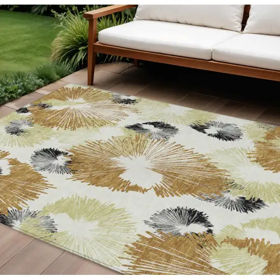 8' Copper Ivory And Charcoal Round Floral Washable Indoor Outdoor Area Rug Photo 2