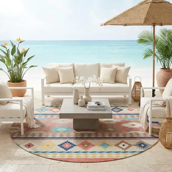 8' Coral And Beige Round Southwestern Washable Indoor Outdoor Area Rug Photo 1