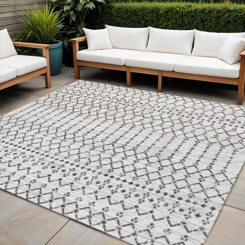 4' Cream And Black Square Trellis Indoor Outdoor Area Rug Photo 1