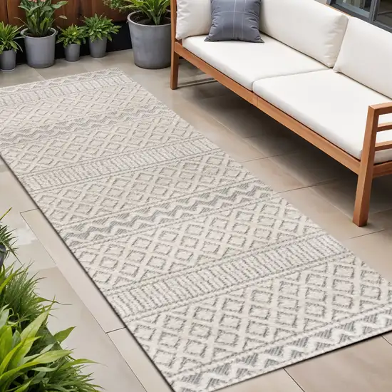 8' Cream And Gray Trellis Indoor Outdoor Runner Rug Photo 1