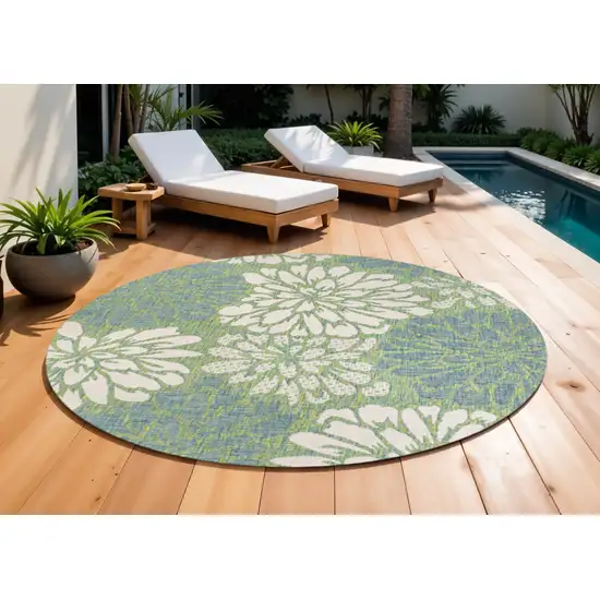 9' Cream And Green Round Floral Indoor Outdoor Area Rug Photo 1