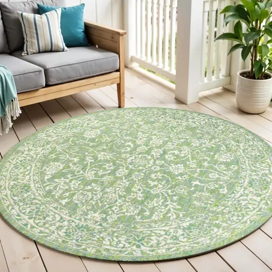 5' Cream And Green Round Medallion Indoor Outdoor Area Rug Photo 1