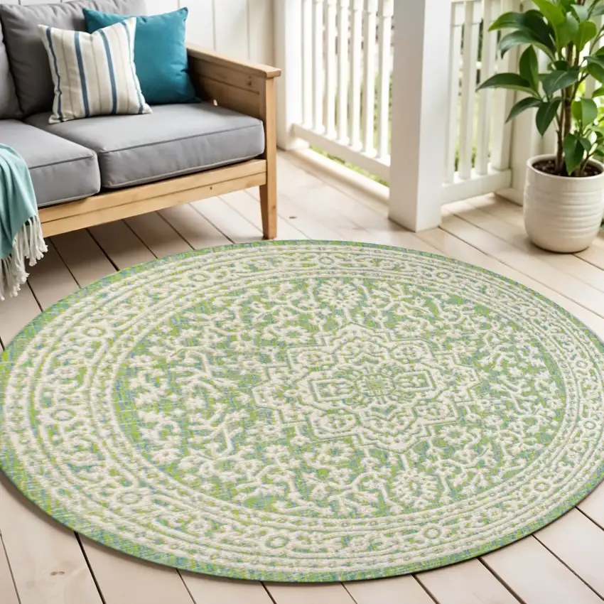 5' Cream And Green Round Medallion Indoor Outdoor Area Rug Photo 1