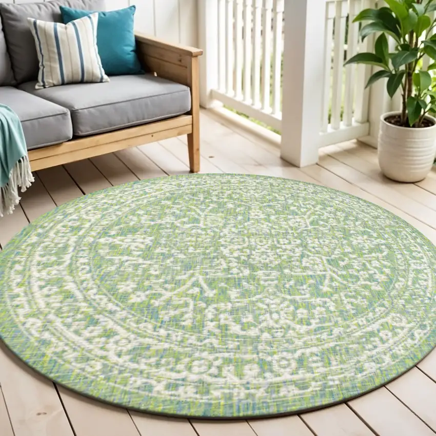 5' Cream And Green Round Medallion Indoor Outdoor Area Rug Photo 1