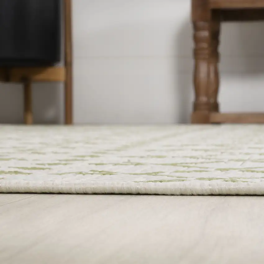 10' Cream And Green Trellis Indoor Outdoor Runner Rug Photo 7