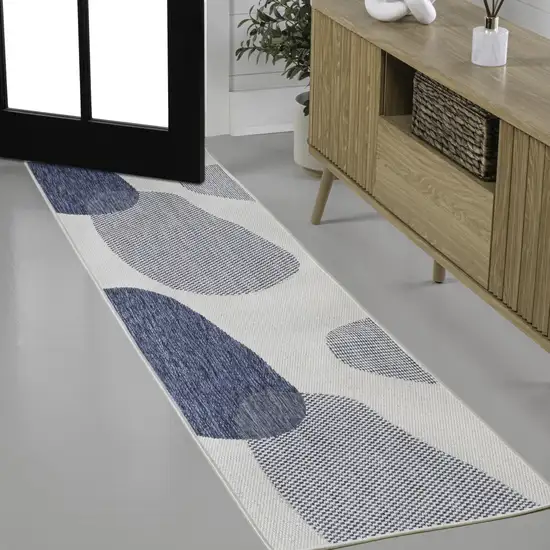 8' Cream And Navy Blue Geometric Indoor Outdoor Runner Rug Photo 4