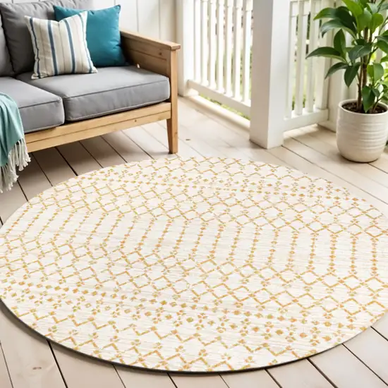 5' Cream And Yellow Round Trellis Indoor Outdoor Area Rug Photo 1