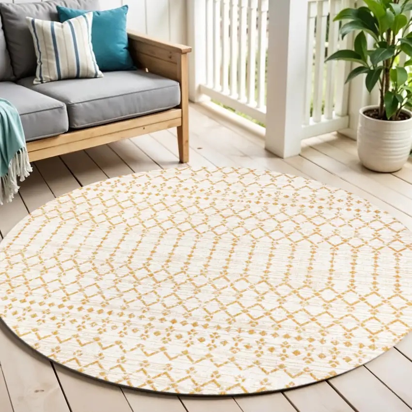 5' Cream And Yellow Round Trellis Indoor Outdoor Area Rug Photo 1