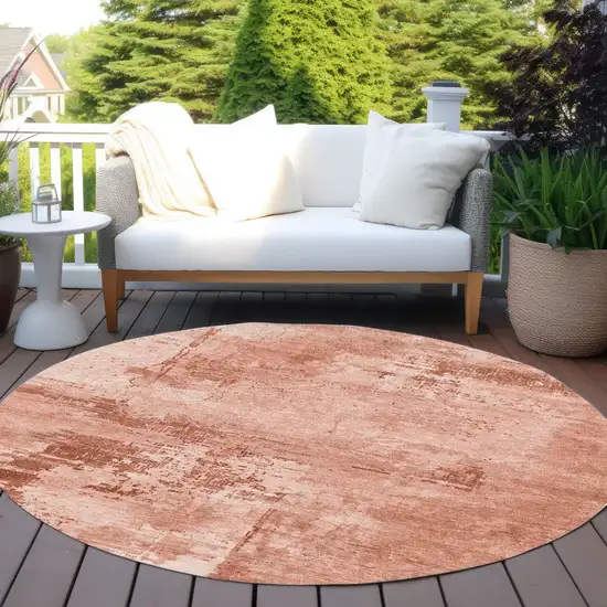 8' Crimson And Ivory Round Abstract Washable Indoor Outdoor Area Rug Photo 7