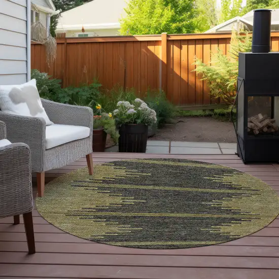 8' Dark Gray And Gold Round Abstract Washable Indoor Outdoor Area Rug Photo 6