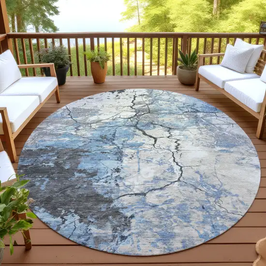 8' Denim Blue And Blue Round Abstract Washable Indoor Outdoor Area Rug Photo 4