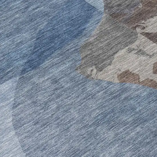 8' Denim Blue And Blue Round Abstract Washable Indoor Outdoor Area Rug Photo 5
