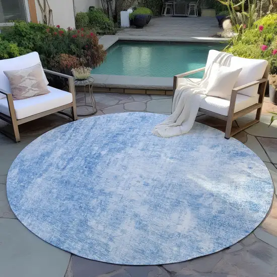 8' Denim Blue And Ivory Round Abstract Washable Indoor Outdoor Area Rug Photo 6