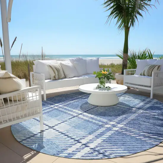 8' Denim Blue And Ivory Round Plaid Washable Indoor Outdoor Area Rug Photo 6