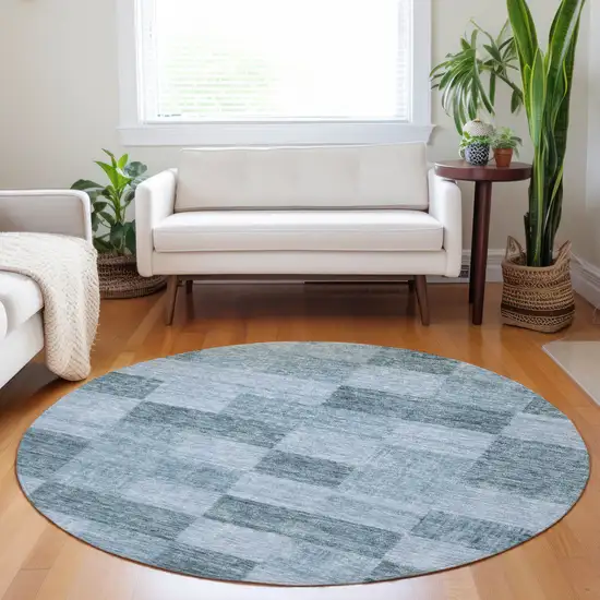 8' Denim Blue And Light Blue Round Geometric Washable Indoor Outdoor Area Rug Photo 8