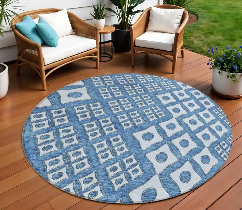 8' Denim Blue And Light Blue Round Geometric Washable Indoor Outdoor Area Rug Photo 1