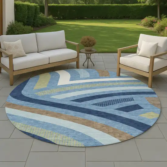 8' Denim Blue And Navy Blue Round Abstract Washable Indoor Outdoor Area Rug Photo 4