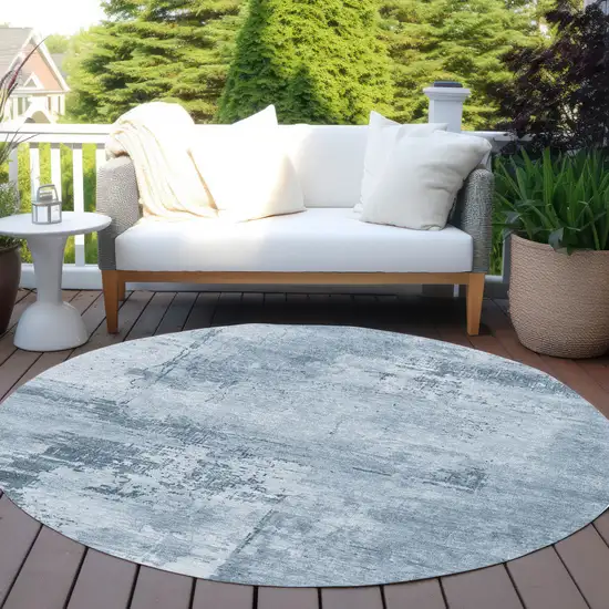 8' Denim Blue And Silver Round Abstract Washable Indoor Outdoor Area Rug Photo 7