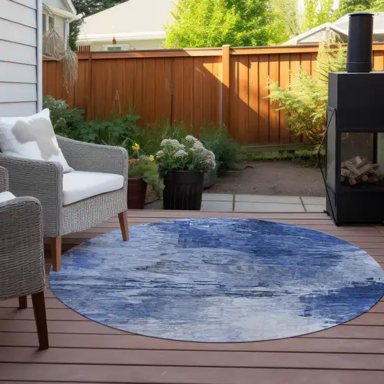 8' Denim Blue And Sky Blue Round Abstract Washable Indoor Outdoor Area Rug Photo 4