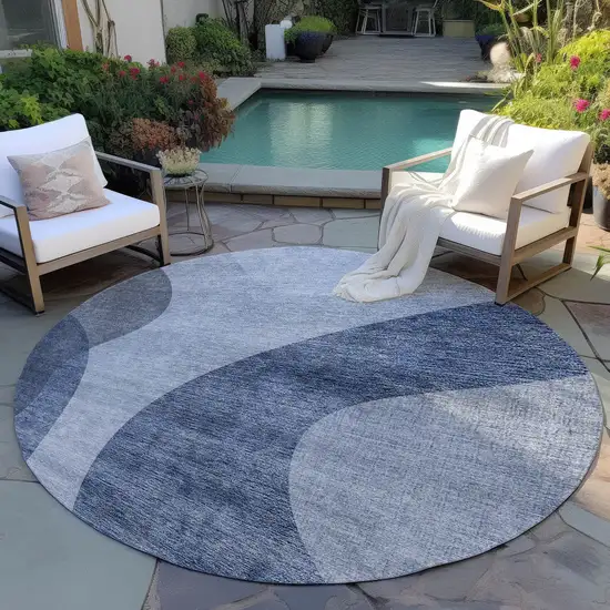 8' Denim Blue And Sky Blue Round Abstract Washable Indoor Outdoor Area Rug Photo 6