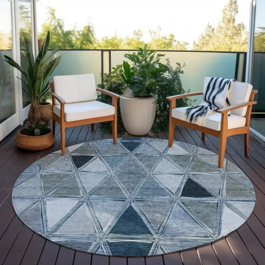 8' Denim Blue And Sky Blue Round Geometric Washable Indoor Outdoor Area Rug Photo 7