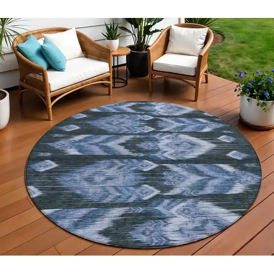 8' Denim Blue And Sky Blue Round Southwestern Washable Indoor Outdoor Area Rug Photo 1