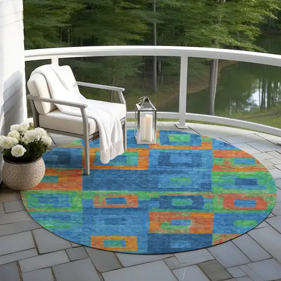 8' Denim Blue Green And Copper Round Geometric Washable Indoor Outdoor Area Rug Photo 7