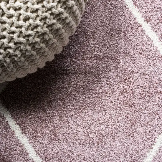 5' Diamond Round Rug Photo 6