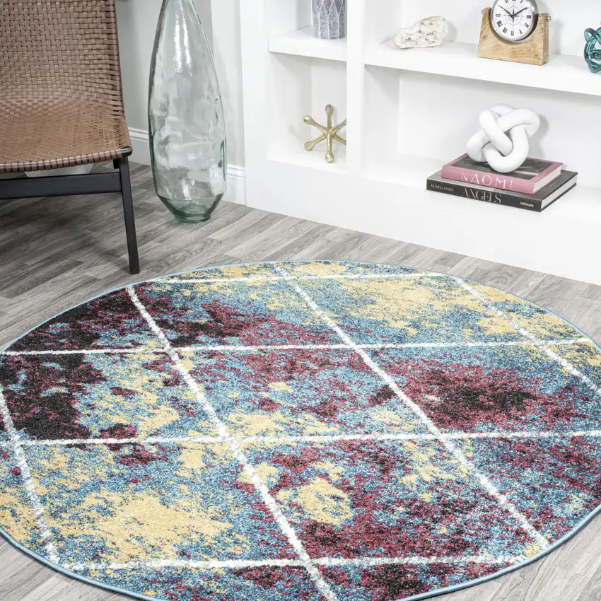 5' Diamond Round Rug Photo 5