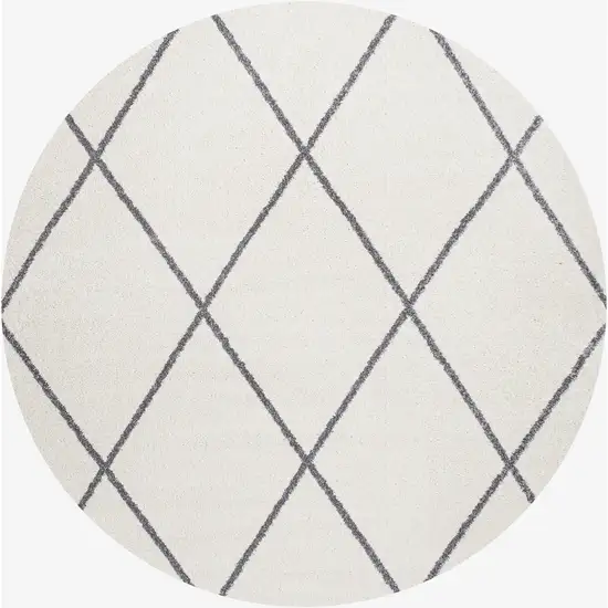 5' Diamond Round Rug Photo 2