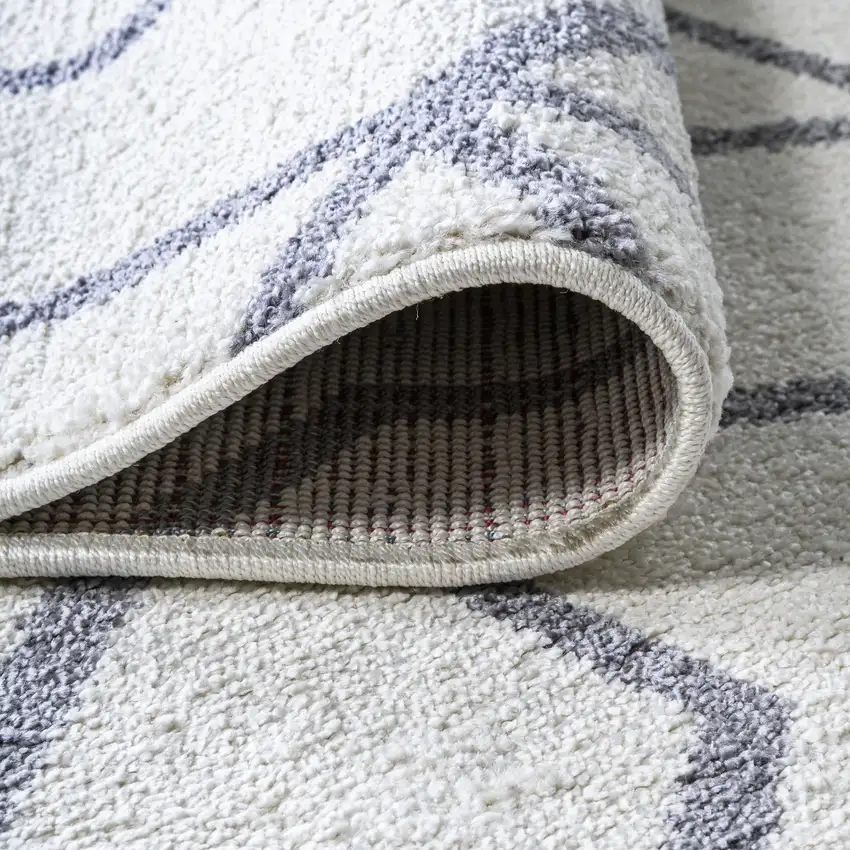 8' Diamond Runner Rug Photo 5