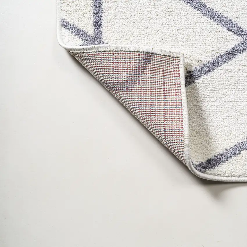 8' Diamond Runner Rug Photo 6