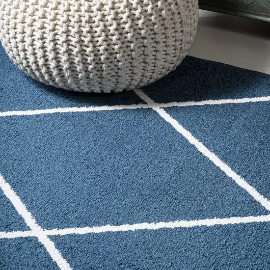 8' Diamond Runner Rug Photo 7