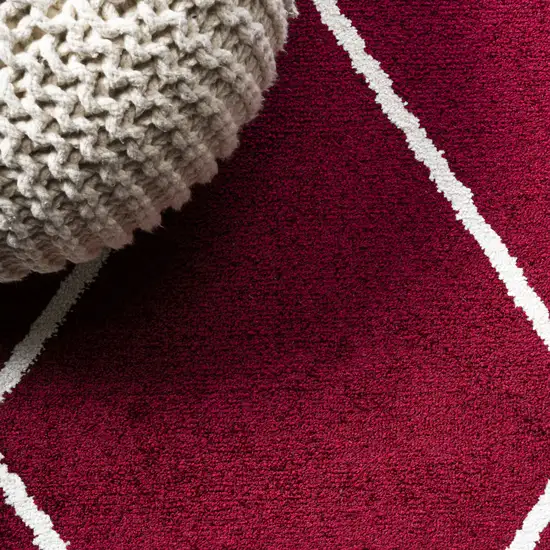 8' Diamond Runner Rug Photo 3