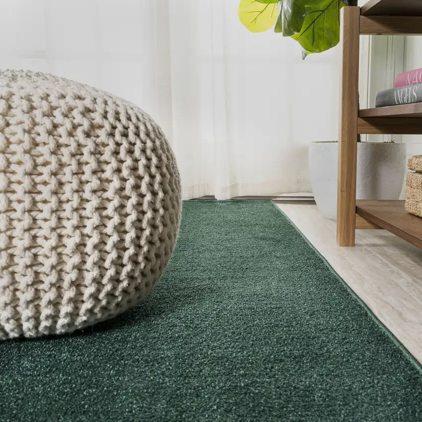 8' Emerald Runner Rug Photo 7