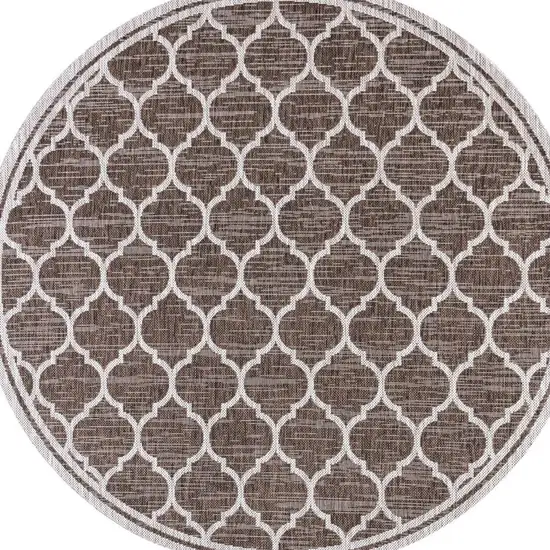 6' Espresso And Taupe Round Geometric Indoor Outdoor Area Rug Photo 3