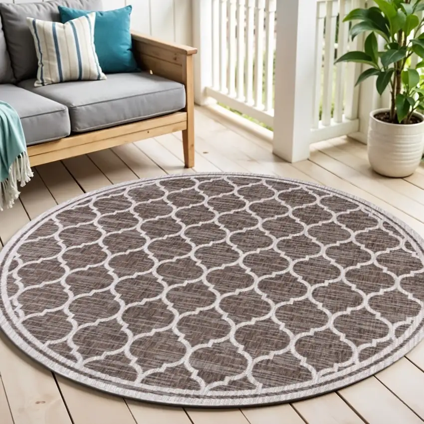 6' Espresso And Taupe Round Geometric Indoor Outdoor Area Rug Photo 1