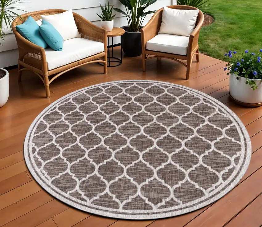 8' Espresso And Taupe Round Geometric Indoor Outdoor Area Rug Photo 1