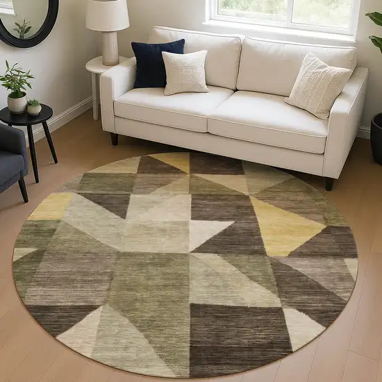 8' Fern Green And Gold Round Geometric Washable Indoor Outdoor Area Rug Photo 5
