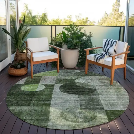 8' Fern Green And Gray Round Geometric Washable Indoor Outdoor Area Rug Photo 7