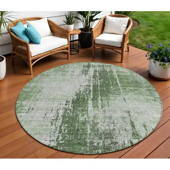8' Fern Green And Green Round Abstract Washable Indoor Outdoor Area Rug Photo 1