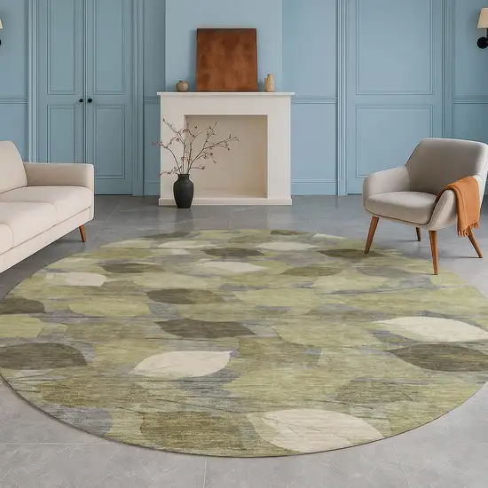 8' Fern Green And Green Round Floral Washable Indoor Outdoor Area Rug Photo 5